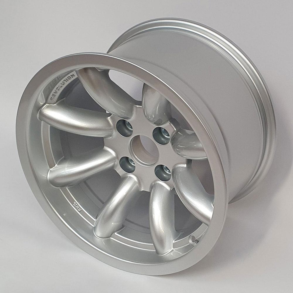 9.0x15" Revolution Wheel ET-24 in Silver (Ford 8 Spoke)